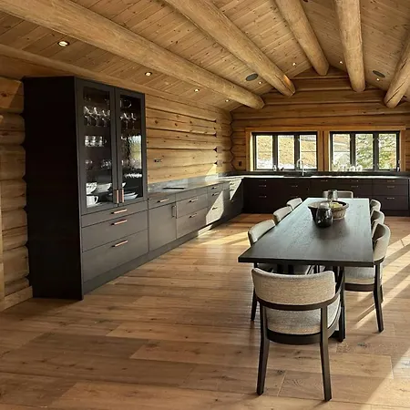 Luxurious Log At Mostertoppen בית נופש *