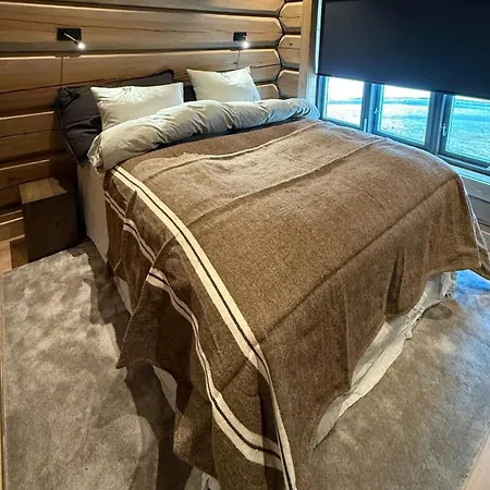 Luxurious Log At Mostertoppen בית נופש